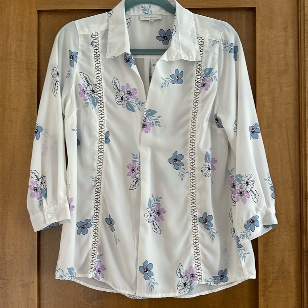 White floral print top